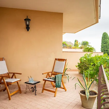 בית נופש Casa Lino טאורמינה